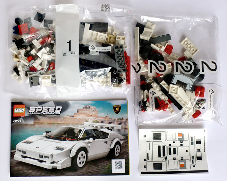 LEGO 76908 Lamborghini Countach contenido