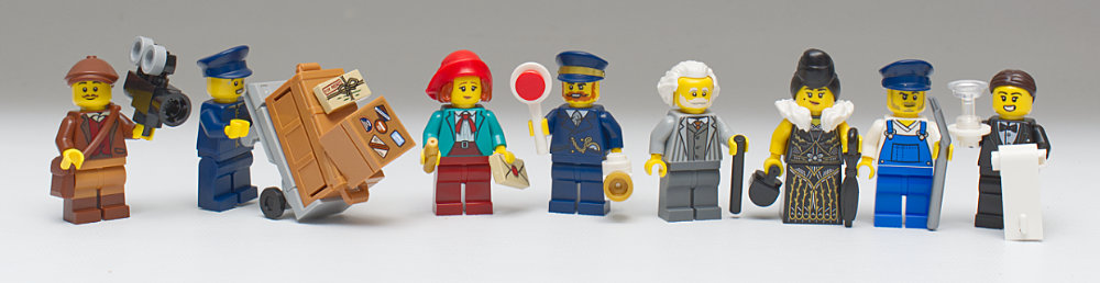 minifigures with accoutrements