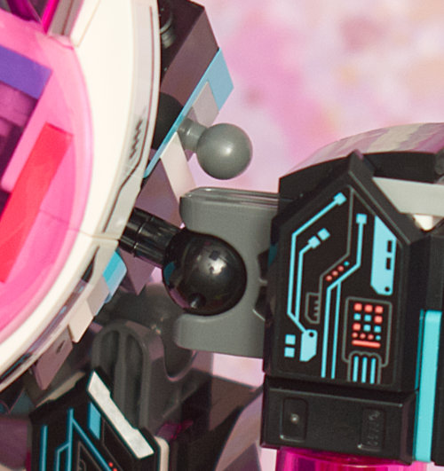 Cyber Brain Mech shoulder