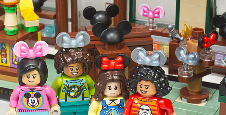 Minnie ears galore