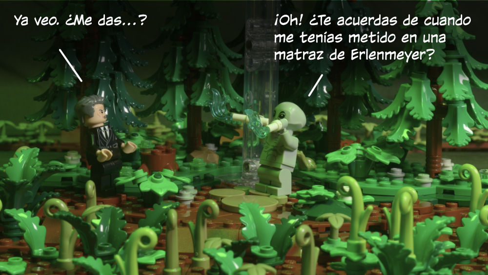 Smoking Man: Ya veo. ¿Me das…? Alien: ¡Oh! ¿Te acuerdas de cuando me tenías metido en una matraz de Erlenmeyer?