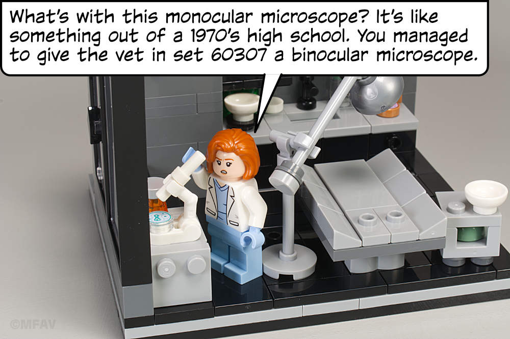 Scully: What’s with this monocular microscope? It’s like something out of a 1970’s high school. You managed to give the vet in set 60307 a binocular microscope.