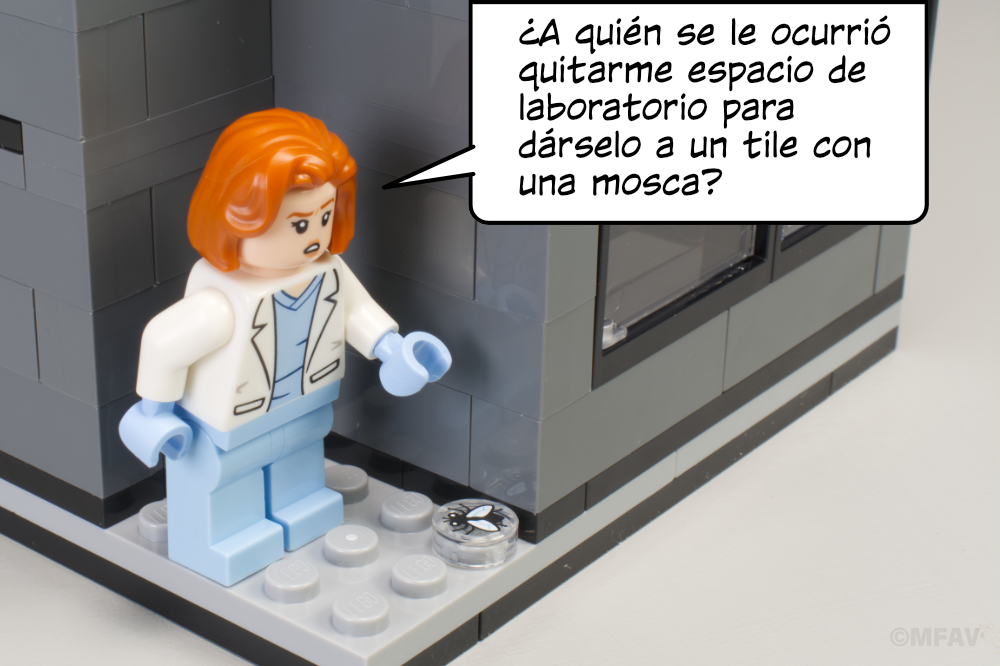 Scully: ¿A quién se le ocurrió quitarme espacio de laboratorio para dárselo a un tile con una mosca?
