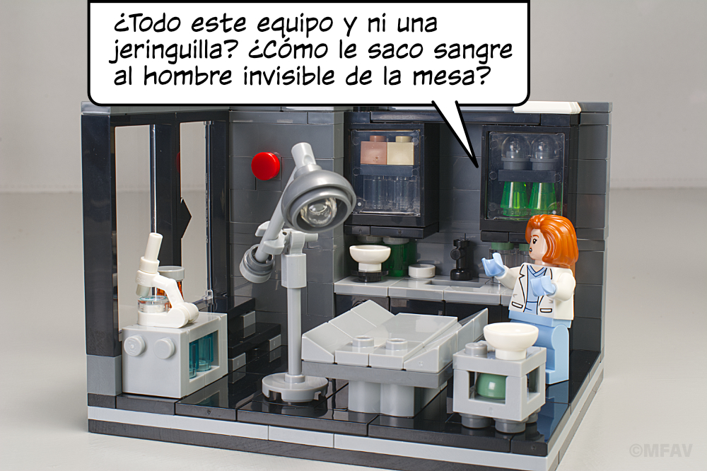 Scully: ¿Todo este equipo y ni una jeringuilla? ¿Cómo le saco sangre al hombre invisible de la mesa?