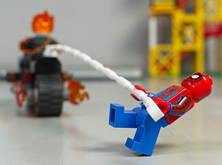 image of ghost rider spider-man set
