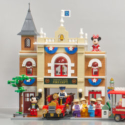 thumbnail for Builder chat: LEGO set 43302 Disney Main Street U.S.A.