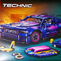thumbnail for Set Review ➟ 42236 Custom Garage Ford Mustang GT
